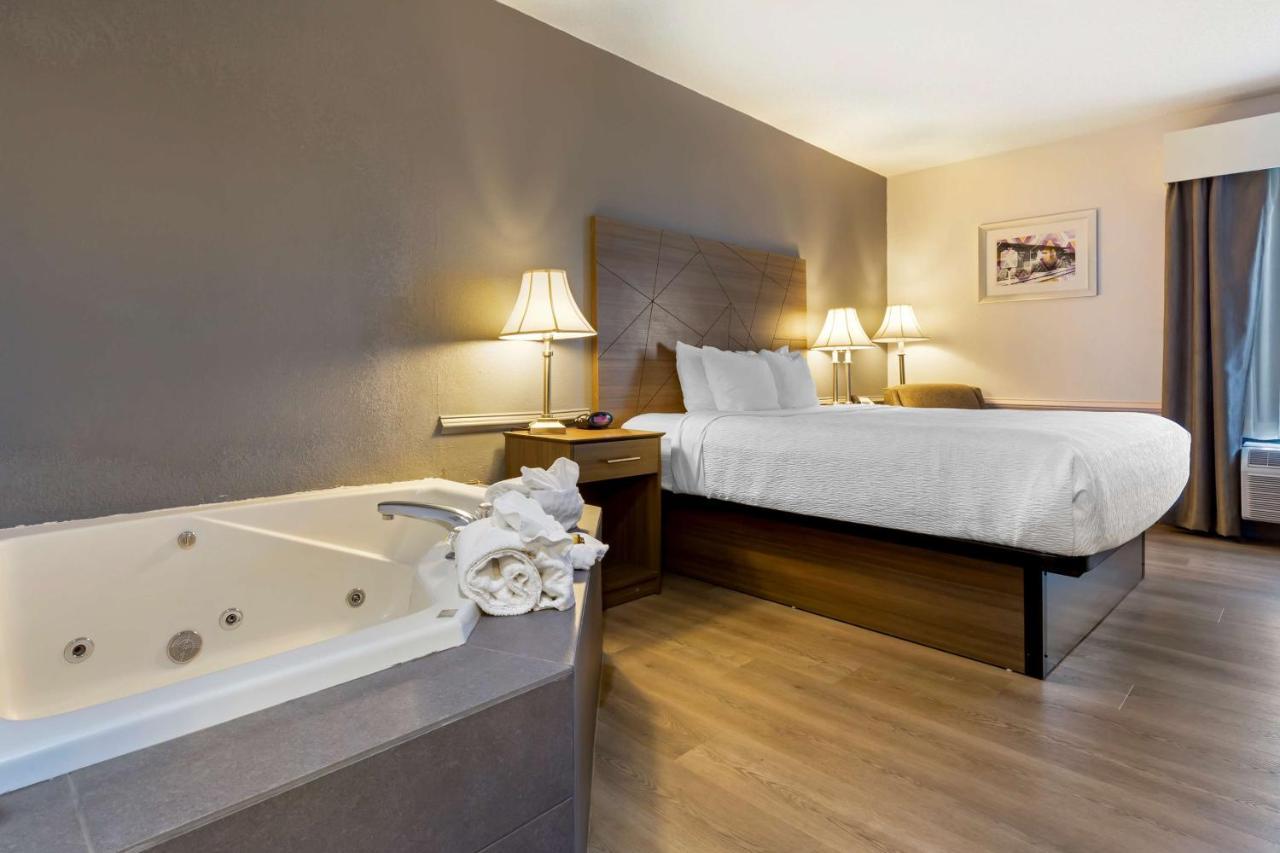 Best Western Plus South Hill Inn Bagian luar foto