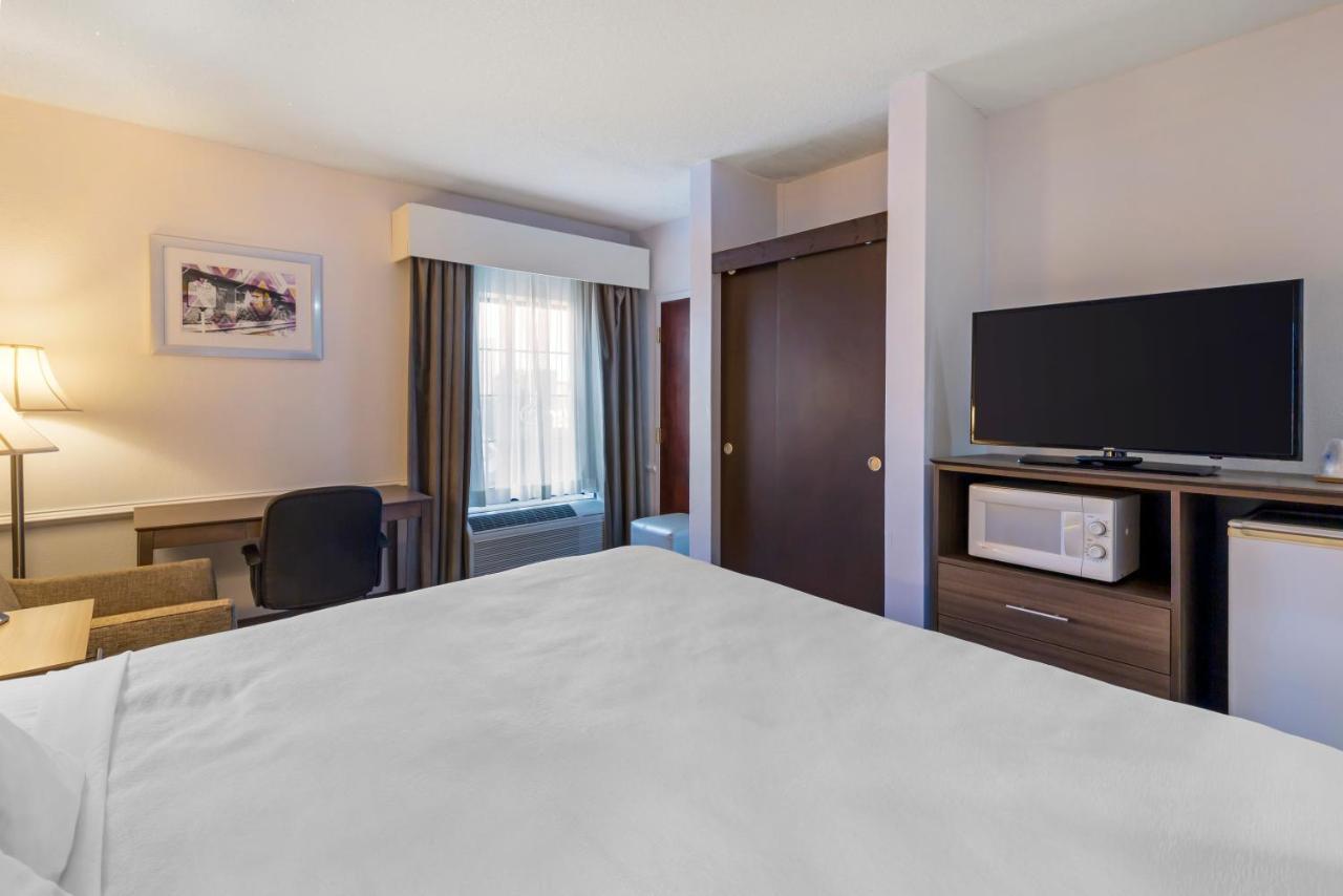 Best Western Plus South Hill Inn Bagian luar foto