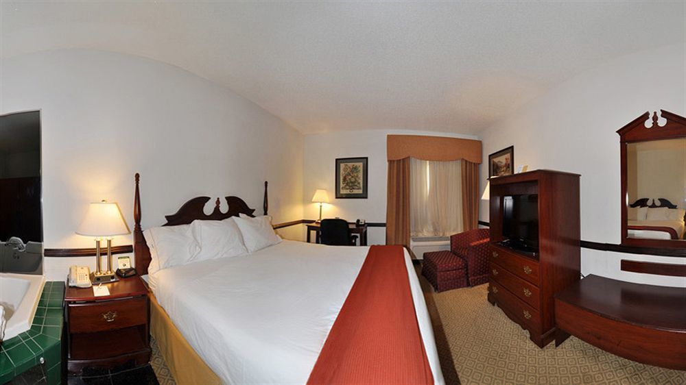 Best Western Plus South Hill Inn Bagian luar foto