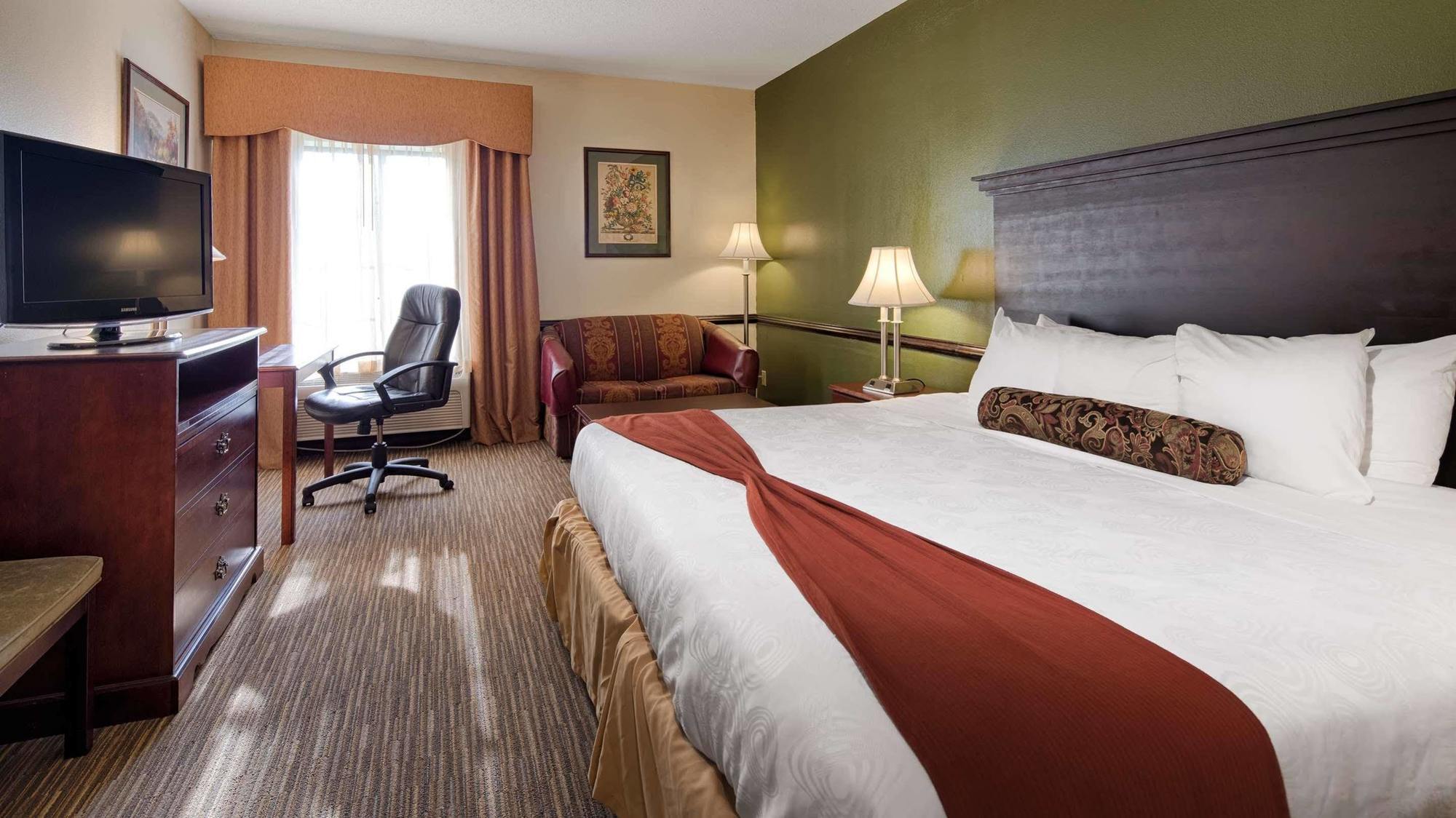 Best Western Plus South Hill Inn Bagian luar foto