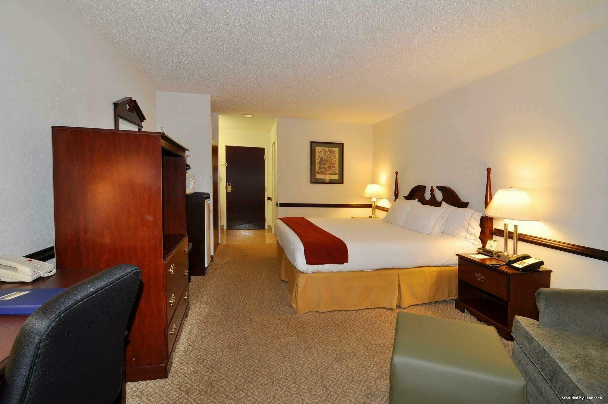 Best Western Plus South Hill Inn Bagian luar foto